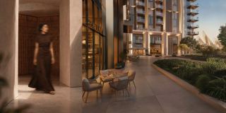 Terrace dining along the colonnade at Sei Saadiyat.